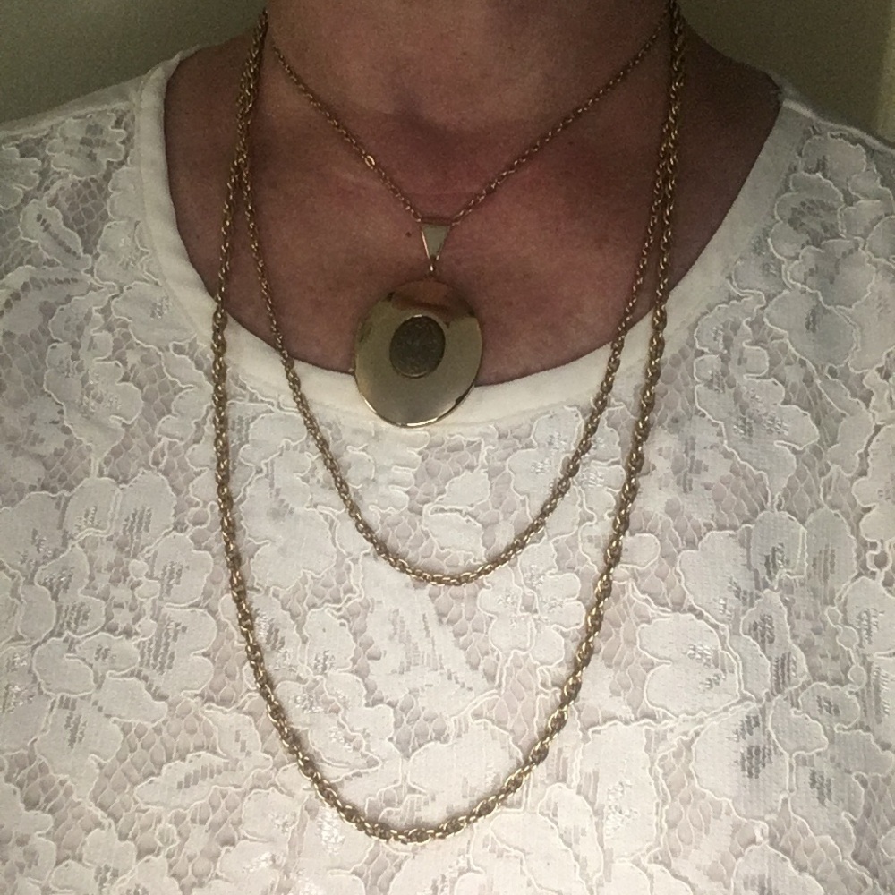 Vintage Gold Chain Locket Layered Necklace